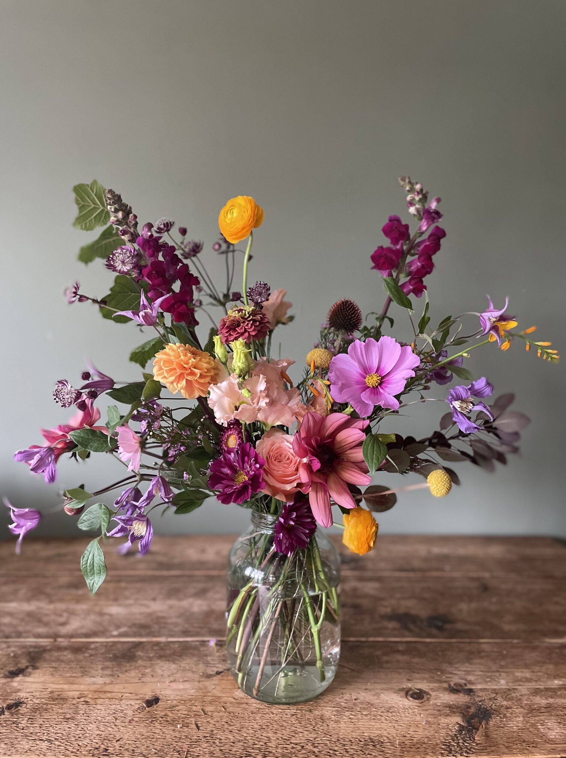 Vase arrangement of fresh flowers